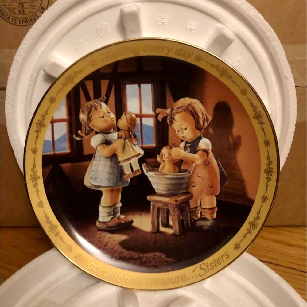 M.J. Hummel “Making Every Day a Treasure “ Plate Collection By The Danbury Mint